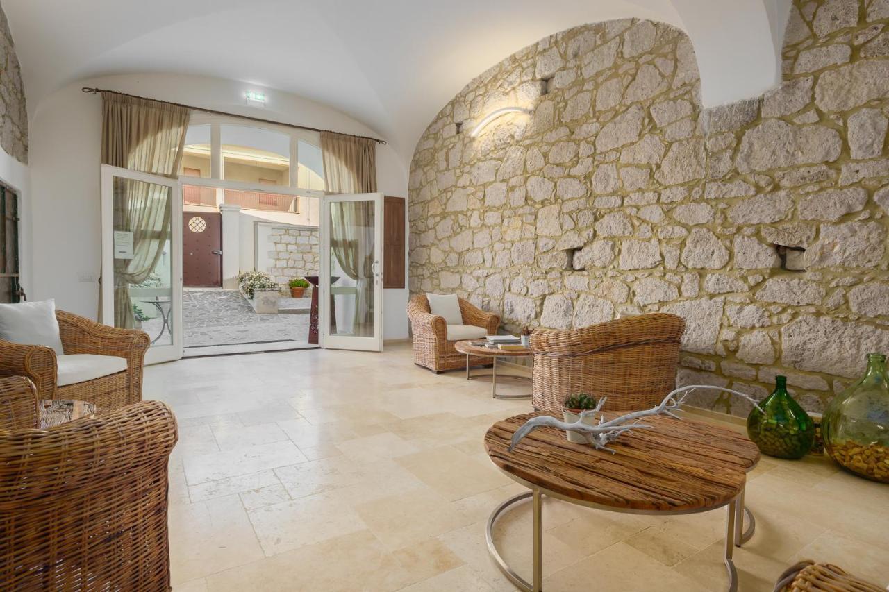 Il Giardino Degli Aranci Bed & Breakfast Mores Exterior photo